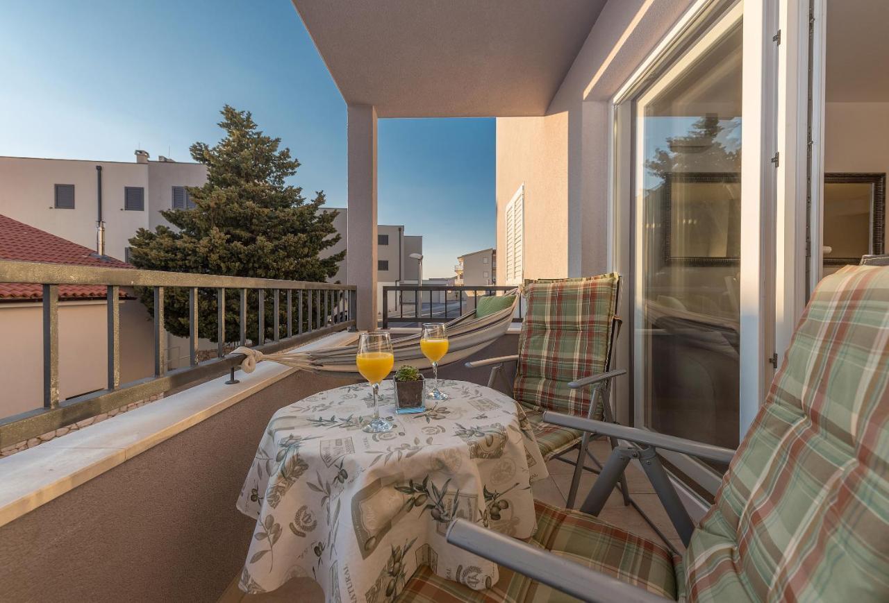 Appartamento Neno Makarska Esterno foto