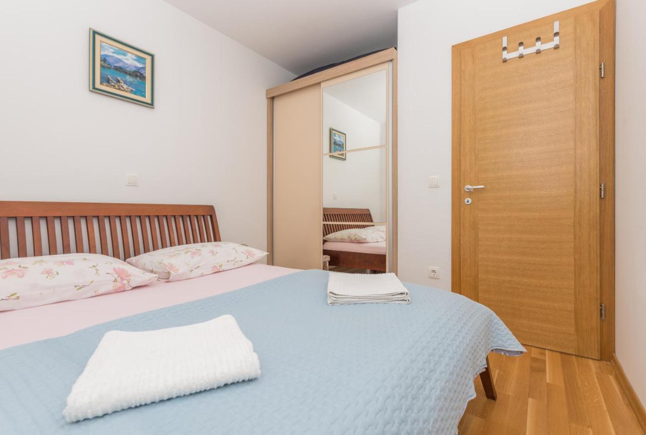 Appartamento Neno Makarska Esterno foto
